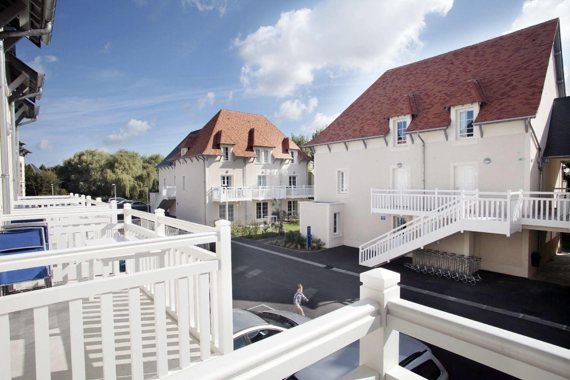Residence Odalys Le Domaine Des Dunettes Cabourg Exterior foto