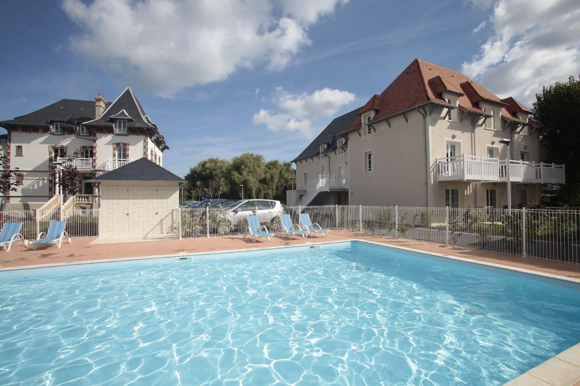 Residence Odalys Le Domaine Des Dunettes Cabourg Exterior foto