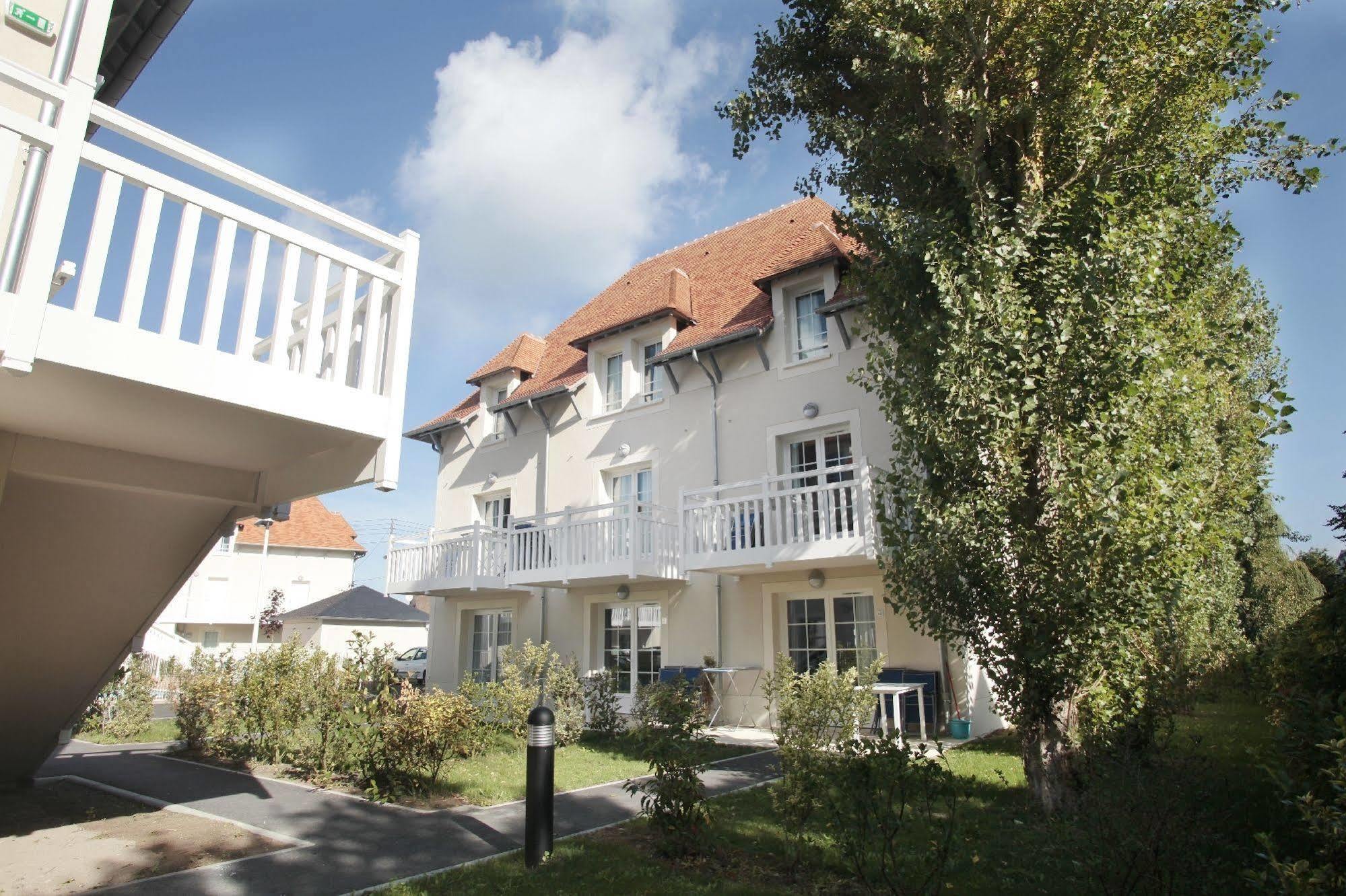 Residence Odalys Le Domaine Des Dunettes Cabourg Exterior foto